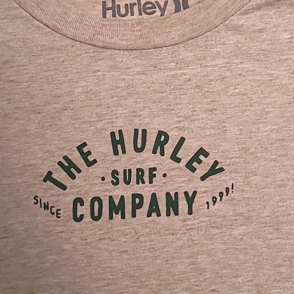Hurley t-shirt - Picture 2 of 4